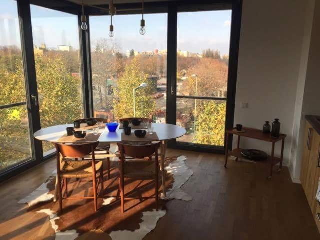 2 Bedroom Mauerpark-Apartment, Berlin Mitte View Calendar Exteriör bild