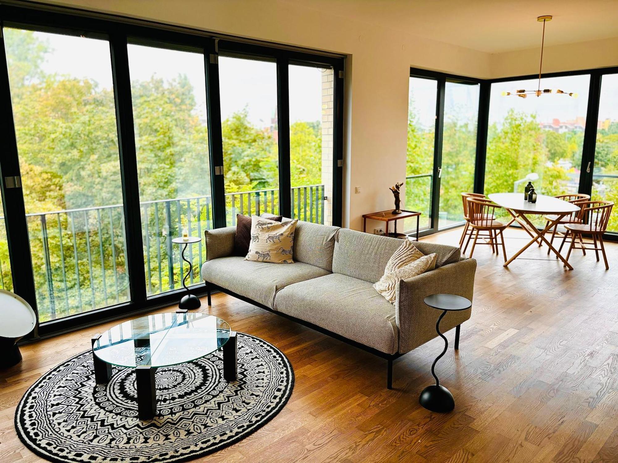 2 Bedroom Mauerpark-Apartment, Berlin Mitte View Calendar Exteriör bild